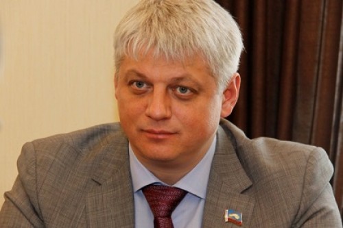 Квартиру спикера Мурманской облдумы обыскали по делу о хищениях