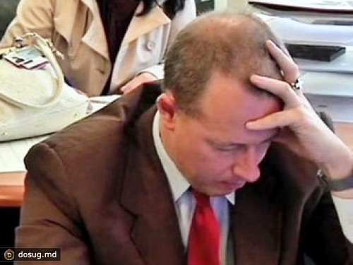 Латвийского депутата пристыдят с трибуны Сейма за пьянство