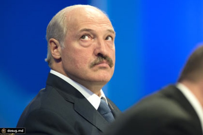 Лукашенко отказался от шоковой терапии экономики из-за угрозы майдана