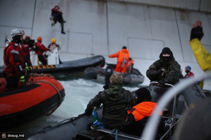 МИД РФ направил Нидерландам ноту по поводу судна Greenpeace