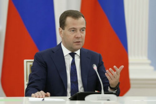 Медведев объявил о планах запустить 45 новых авиамаршрутов