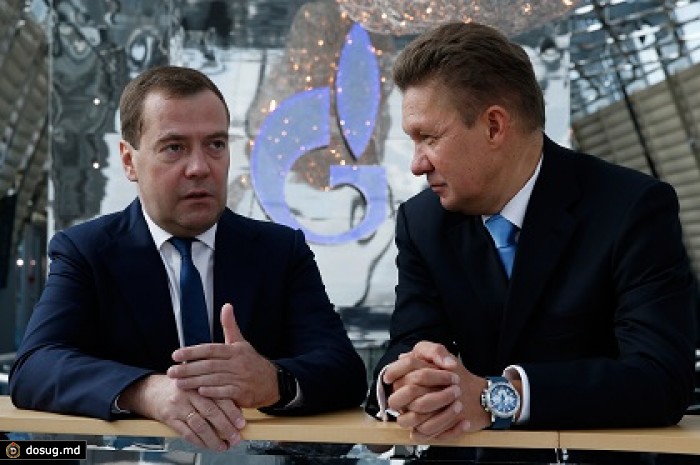 Медведев поручил главе «Газпрома» следить за отбором газа на Украине