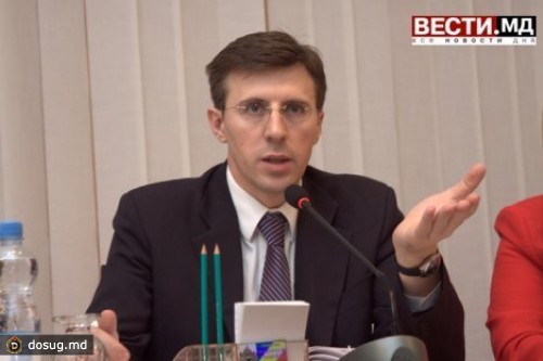 
 Мэр не пускает лошадей на центральную площадь
