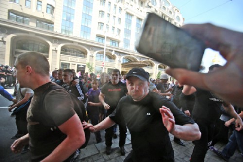 Милиция задержала избившего украинских журналистов «Румына»