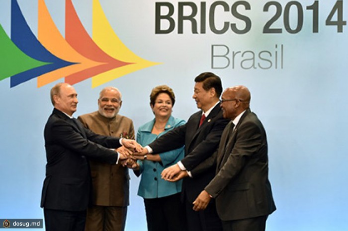 Минфин предложил вложить средства госфондов в облигации БРИКС