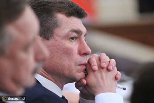 Министр предложил бороться с зарплатами в конвертах «полицейскими» мерами