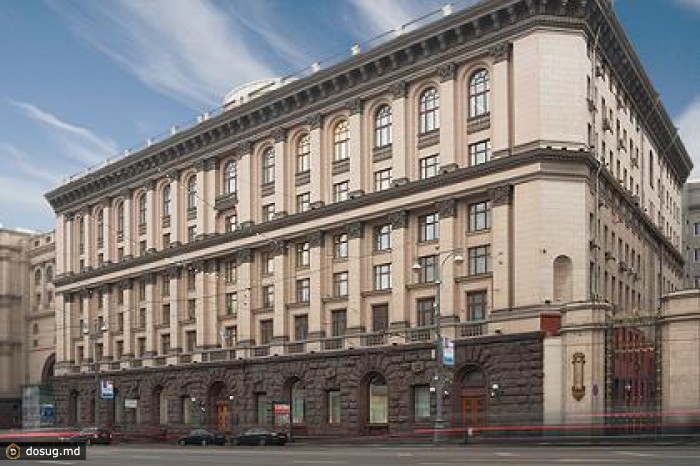 Минобрнауки избавит школы от учебника с дефектным компасом