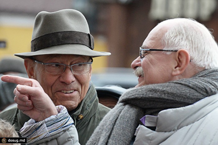 Минсельхоз поддержит фастфуд Михалкова