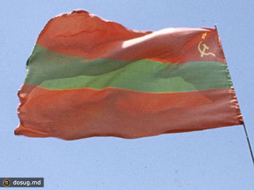 Молдавские коммунисты оспорили запрет на серп и молот