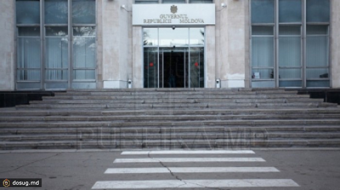 Молдавский кабмин сожалеет о решении российских властей ввести эмбарго на вина и рассчитывает на начало переговоров