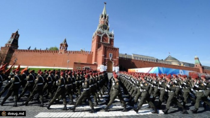 Молдова раздумывает над участием в параде Победы в Москве
