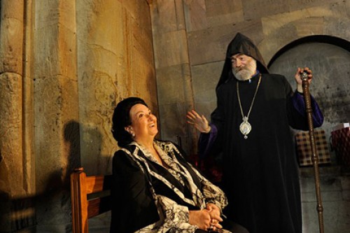 Монсеррат Кабалье объявлена персоной нон грата в Азербайджане