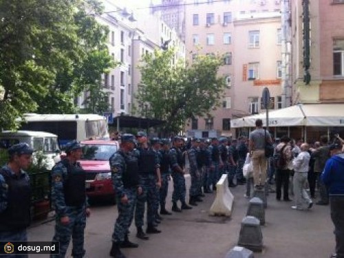 Московская полиция сообщила о 35 задержанных на Арбате