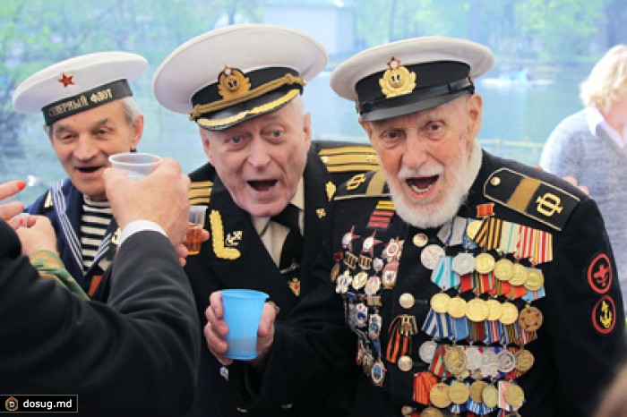 Московские ветераны получат материальную помощь к 70-летию Победы