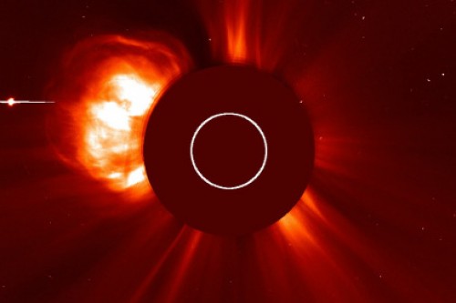 NASA опубликовало видео коронарных выбросов на Солнце