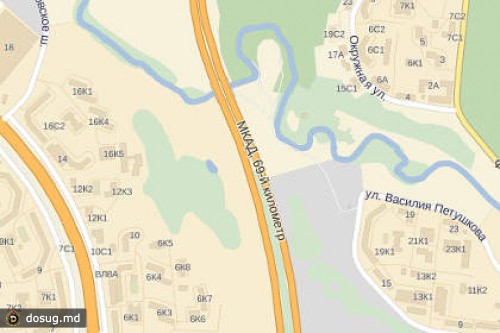 На МКАД столкнулись автобус и «КамАЗ»