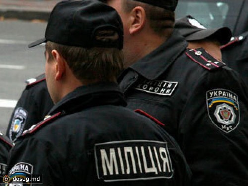 На Украине мужчина через окно расстрелял посетителей кафе