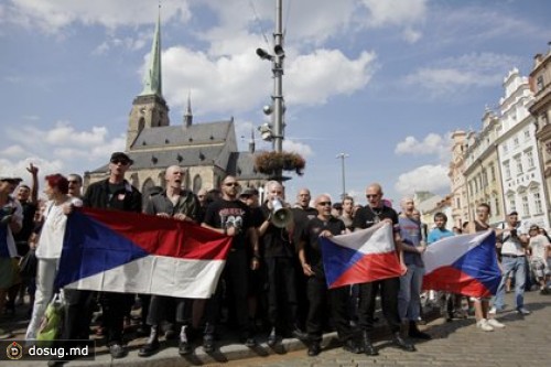 На митингах против цыган в Чехии задержали 75 человек