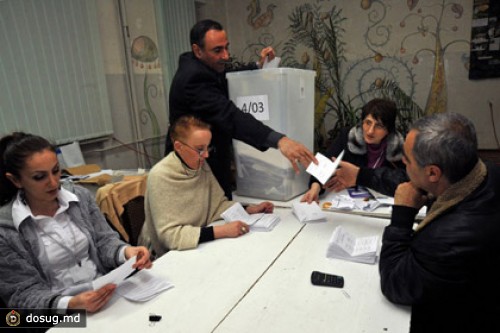 Наблюдатели от СНГ похвалили президентские выборы в Армении