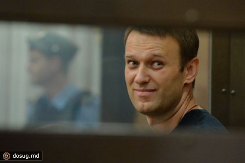 Навального и Офицерова отпустили под подписку о невыезде