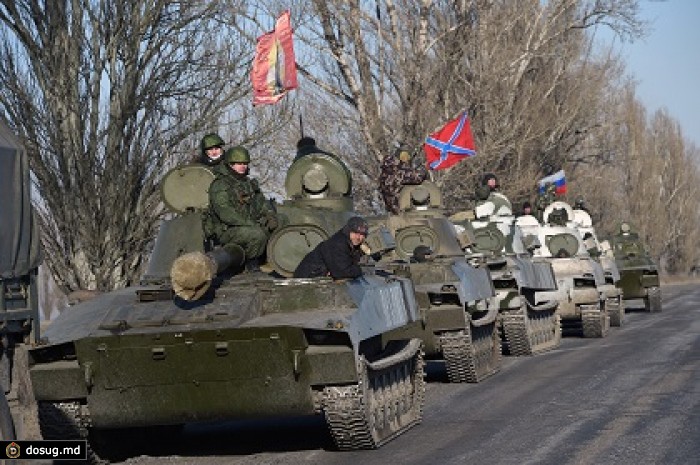 Ополченцы начали отвод последних колонн тяжелых вооружений