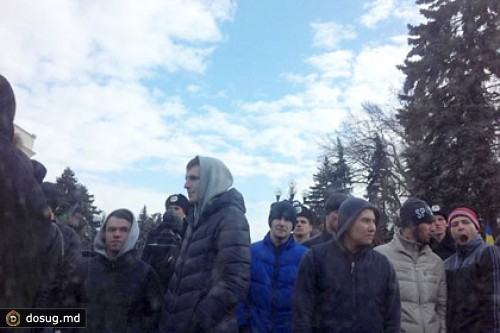 Оппозиция устроила многотысячный митинг в центре Киева