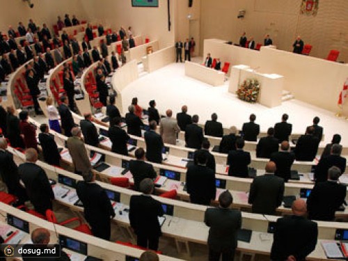 Осужденных в Грузии "российских шпионов" объявили политзаключенными