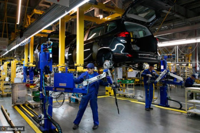 Отечественному автопрому выделят за три года 270 миллиардов рублей