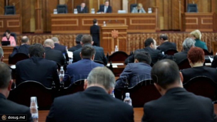Парламент утвердил государственный бюджет на 2014 год
