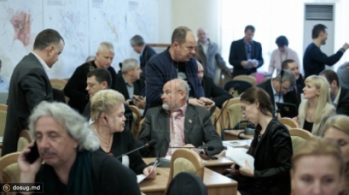 Парламентская комиссия предлагает местным избранникам самим назначать себе размер выплат