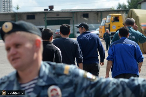 По итогам рейдов в Москве наказали полторы тысячи нелегалов