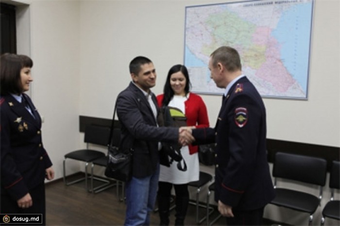 Полицейские Удмуртии вернули ижевчанину похищенный в Австрии фотоаппарат