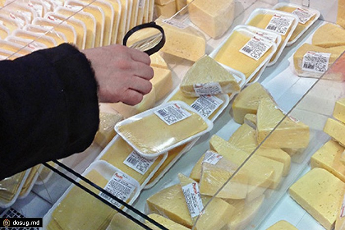 Половина россиян урезала расходы на продукты