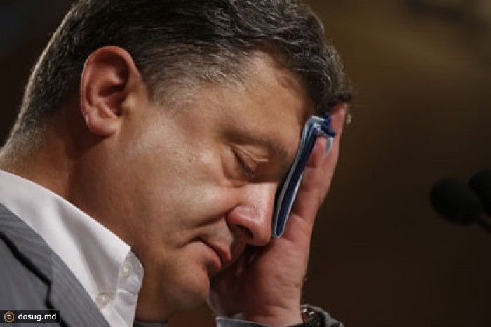 Порошенко потребовал прекратить огонь