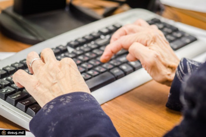 Правительство обеспечит обучение пенсионеров компьютерной грамотности