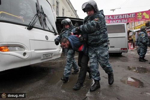 Правозащитники вступились за задержанных в Петербурге мигрантов