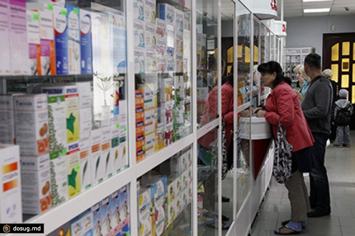 Президент России заявил о необходимости контроля цен на продукты и лекарства