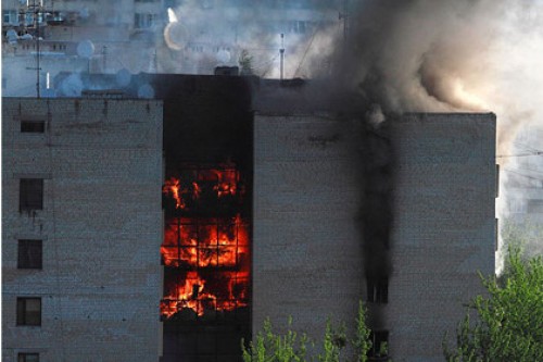 При пожаре в харьковском общежитии погибли три человека