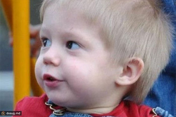 Приемным родителям Кирилла Кузьмина вручили постановление о возвращении ребенка в РФ
