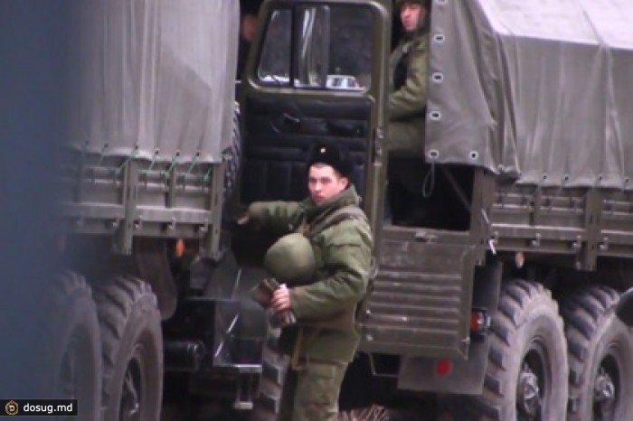 Присутствие российских военных в Ялте объяснили заботой о туристах
