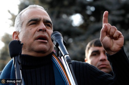 Проигравший кандидат в президенты Армении перестал голодать