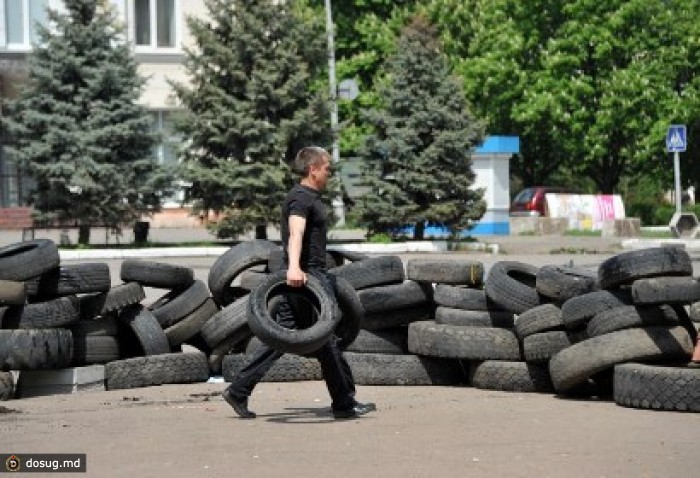 Пророссийские активисты вернули контроль над городами в Донецкой области
