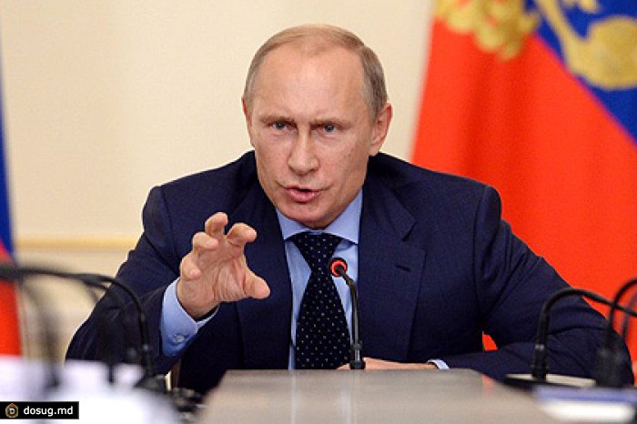 Путин подписал закон о введении торговых сборов