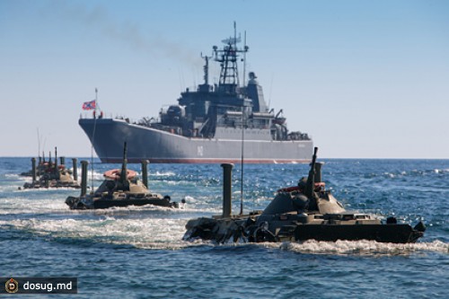 Путин приказал провести внезапные учения в районе Черного моря