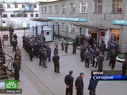 Пять руководителей районов заплатили мошенникам за сокрытие компромата