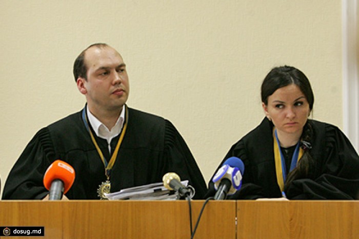 Рада сняла неприкосновенность с трех судей