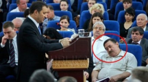 Речь Филата усыпила академиков