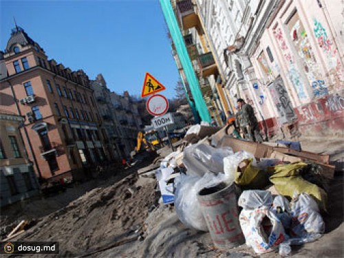 Реконструированный Андреевский спуск отказались вводить в эксплуатацию