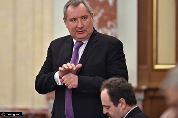 Рогозин предпочел «Мистралям» деньги