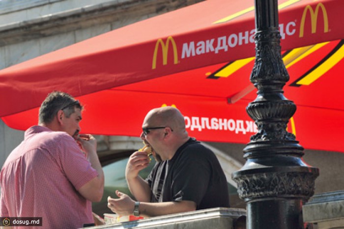 Роспотребнадзор потребовал запретить «Макдоналдсу» продавать бургеры